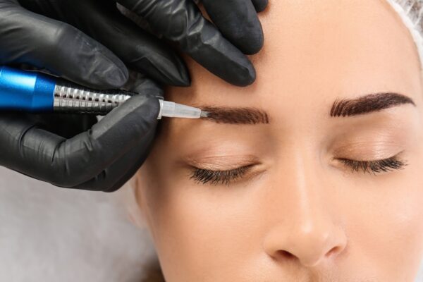 Semipermanent Makeup -PMU Eyebrows Touch Ups